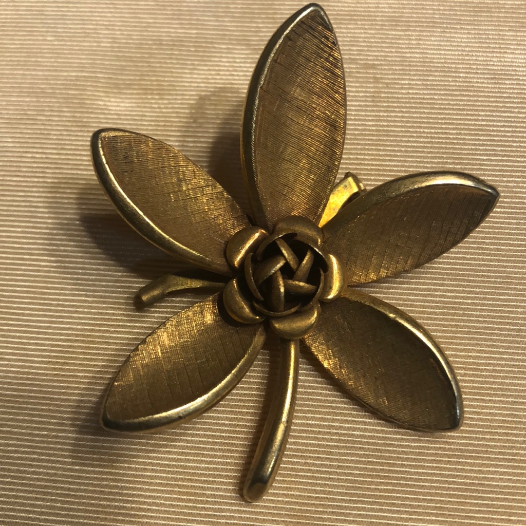 Vintage Gold Plated Brooch 1970s New Made In Usa